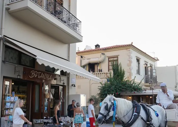 Porta Harenae Residencia Apartment *